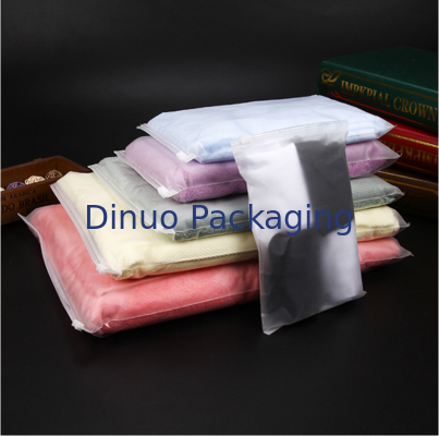 ถุงซิปล็อค CPE แบบซีลตัวเองพร้อมโลโก้พิมพ์ ถุงซิปล็อคพลาสติกฝ้า