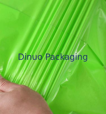 ถุงไปรษณีย์โพลีทนทานต่อการฉีกขาด กันน้ำ และปิดผนึกได้เอง สำหรับขนส่งเสื้อผ้า