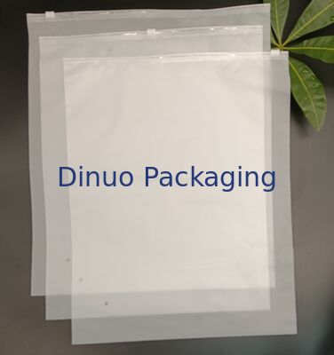 ถุงซิป CPE อเนกประสงค์ ทนทาน ใช้ซ้ำได้ ซีลปิดผนึกอย่างดีสำหรับเสื้อผ้าและของชิ้นเล็ก