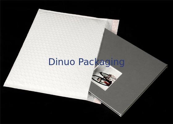 ซองจดหมายฟองสีขาวโพลีบัตเตอร์เมลปิดผนึกด้วยตนเองสำหรับหนังสือ / ดีวีดี / ของขวัญ