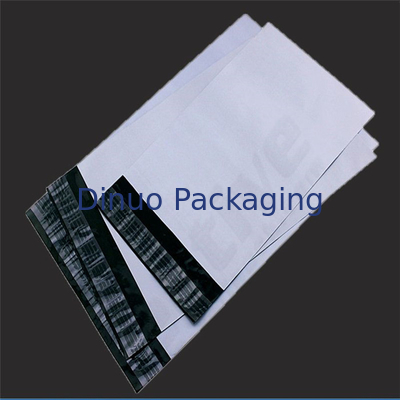 หลักฐานการเจาะฟิล์ม Co-Extruded Poly จัดส่งถุงย่อยสลายได้เอง