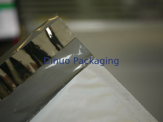 ซองกันกระแทกโพลีแบบกำหนดเอง ขนาด 9.5"X14" ขนาด 4 ซองไปรษณีย์บุผ้า